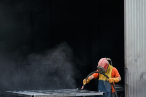 Jasa Sandblasting Tangki Malang: PT. Eltama Prima Indo – Blastnesia Indonesia